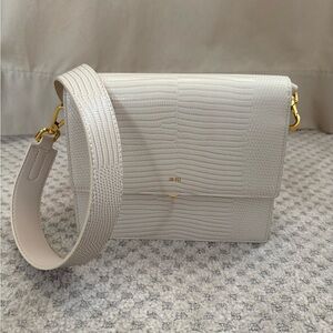 Elegant Cream Textured Women Bag